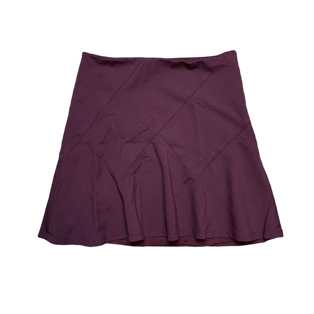 WHITE HOUSE BLACK MARKET Ponte Flirty Skirt Burgundy Size 8